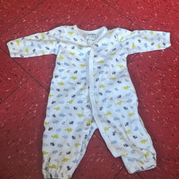 Lot of 0-3 month old clothes - Picture 13 of 16